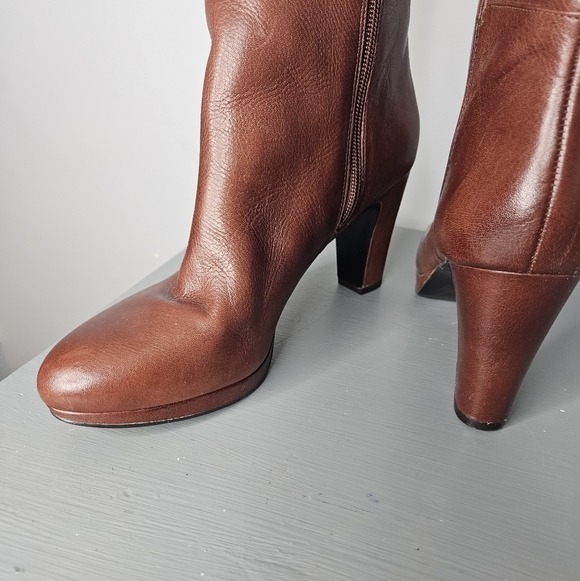 Bandolino Brown Leather Knee-High Boots 8.5 3" Heel - Picture 5 of 9